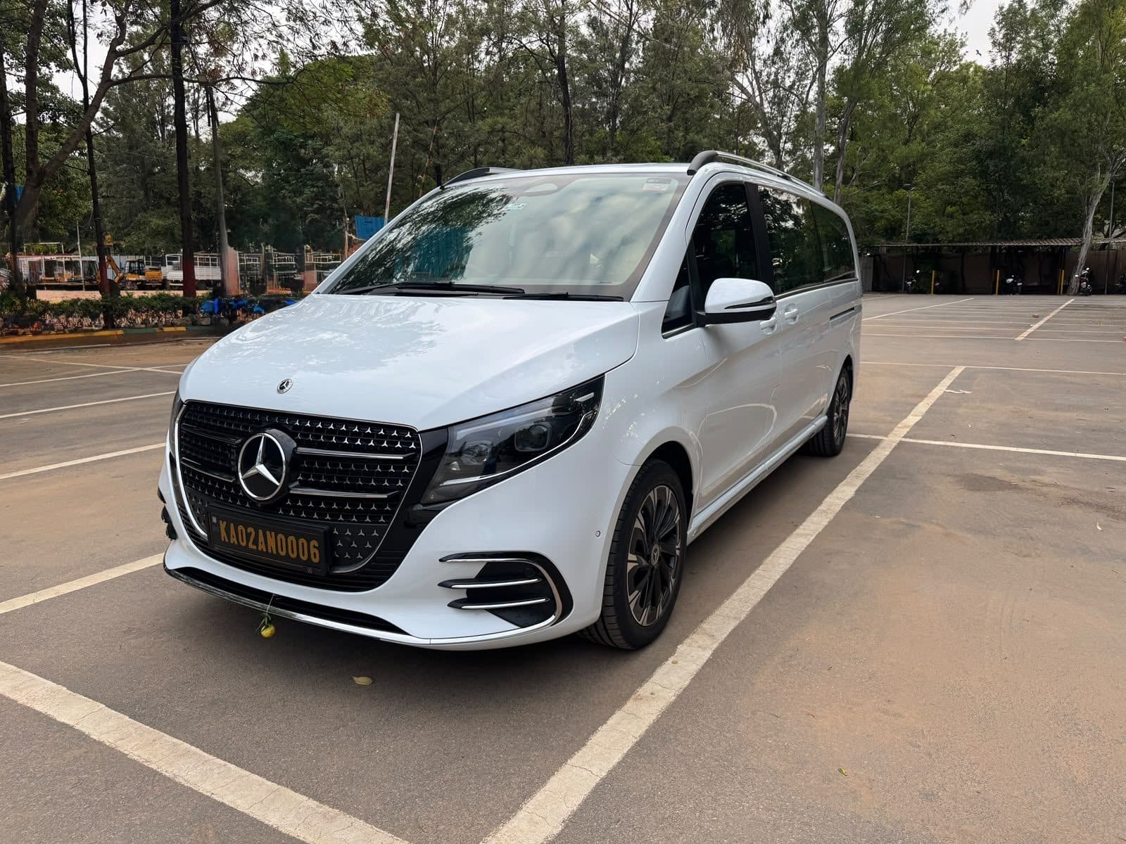 Mercedes Benz V Class 2026